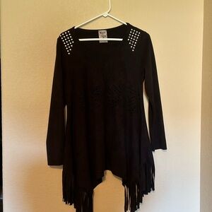 Vocal Studded Fringe Grunge Tunic Sharkbite Hem Blouse
